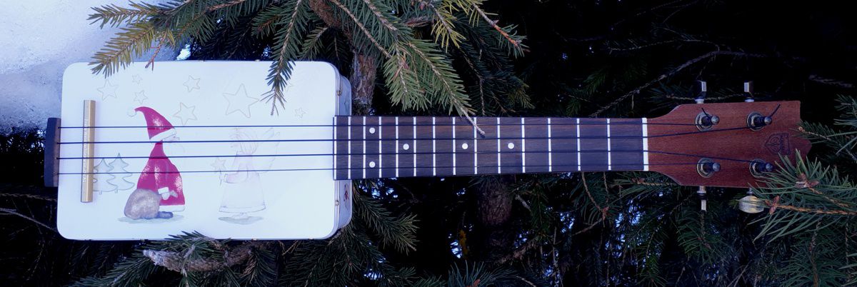 tin ukulele