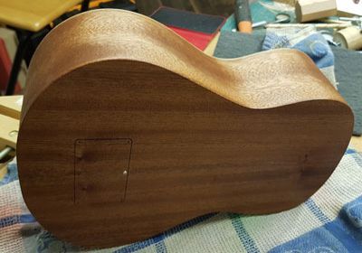making of Wannabe Tenor Ukulele